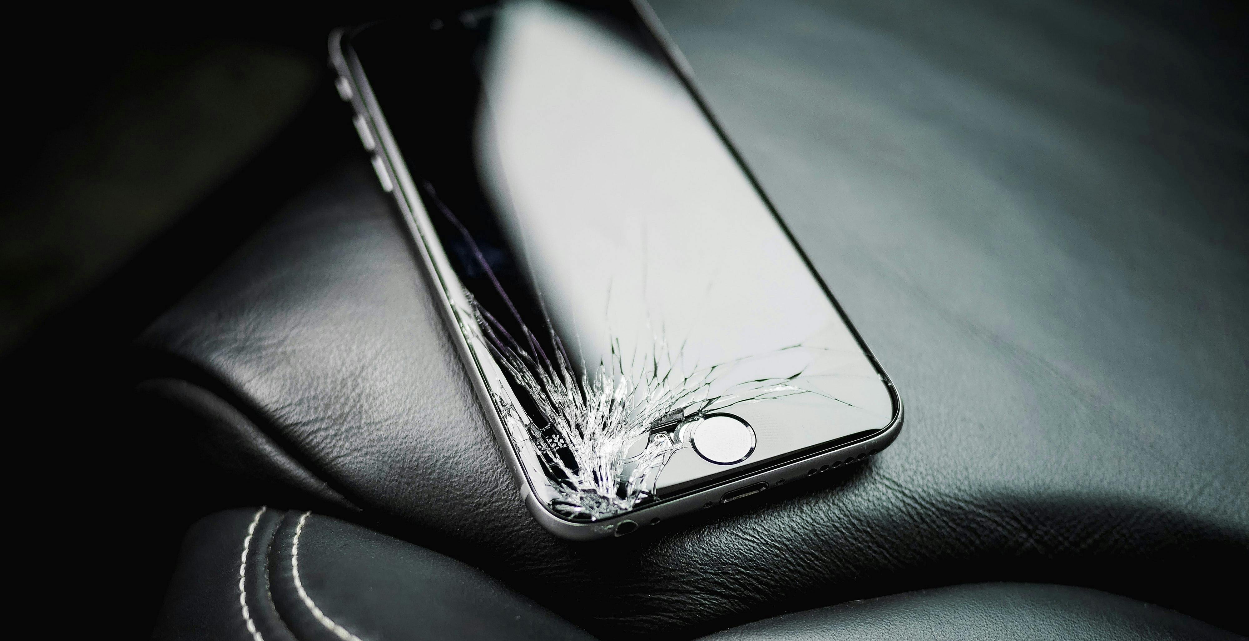 Il Parlamento Europeo ha votato le richieste sul diritto alla riparazione: "Vietare l'obsolescenza"