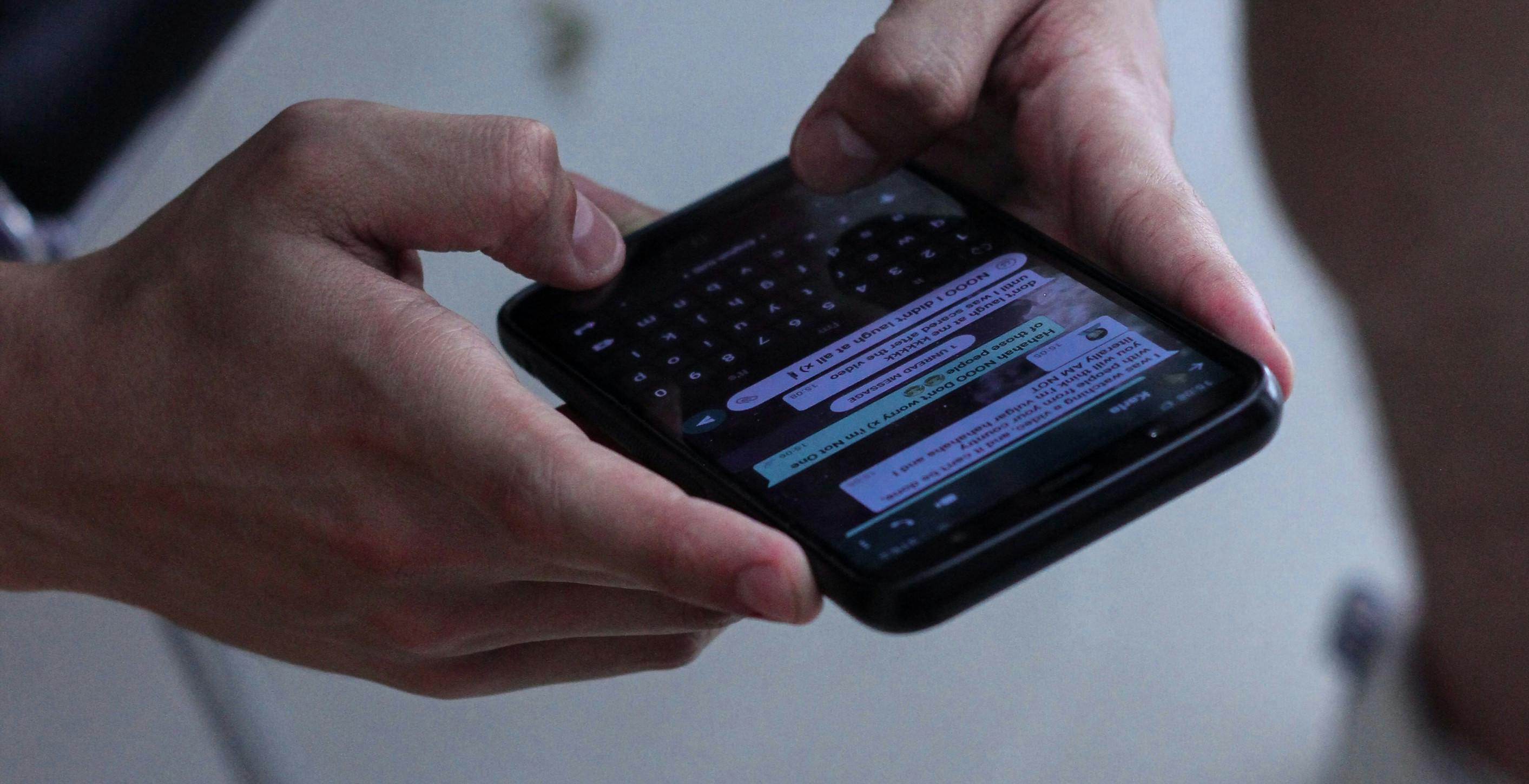 L'UE imporrà alle aziende di scansionare foto, video e messaggi per rimuovere contenuti pedopornografici online