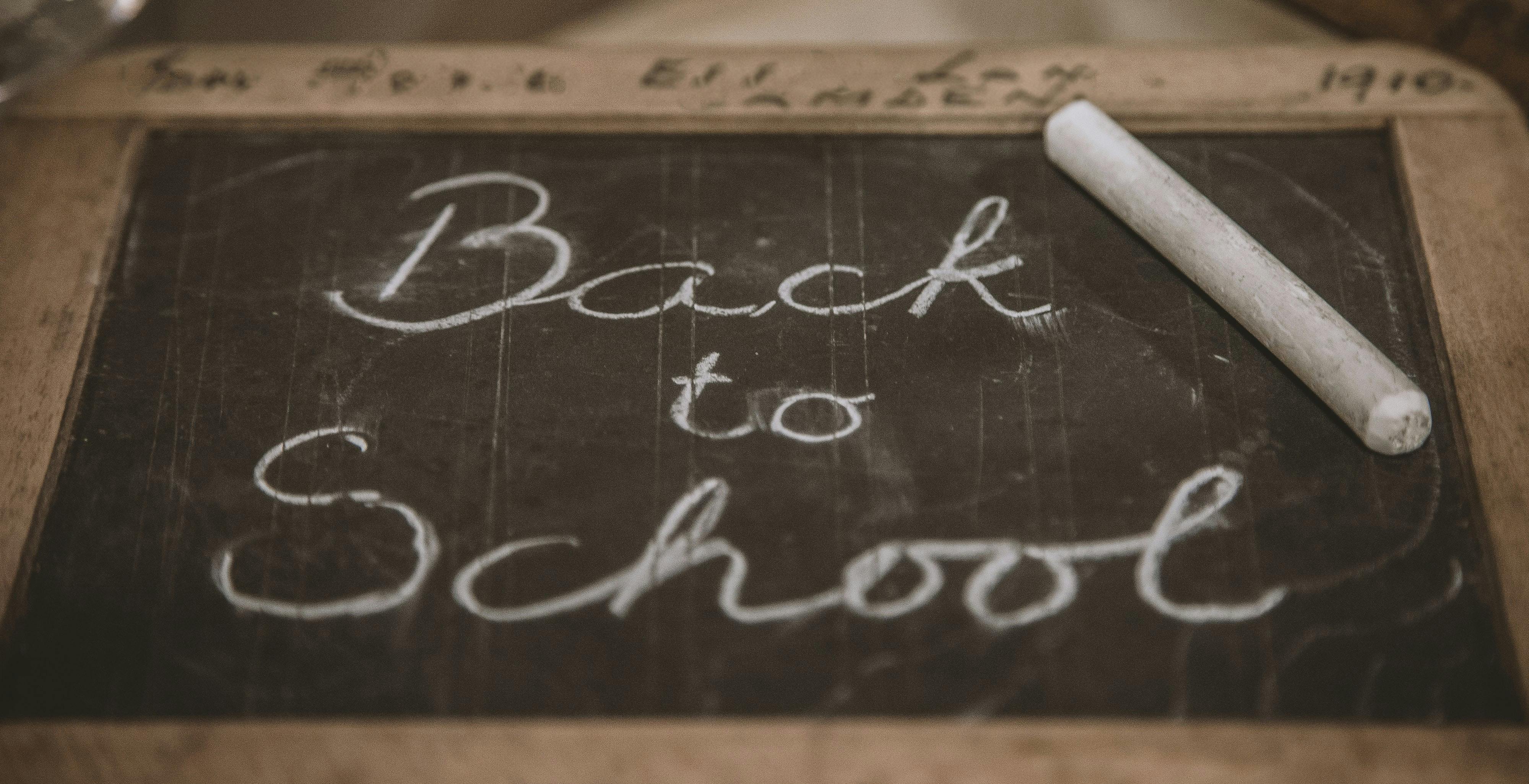 Il mistero della carta docente 2022: il sito non funziona e il Ministero dell'Istruzione non lo sa