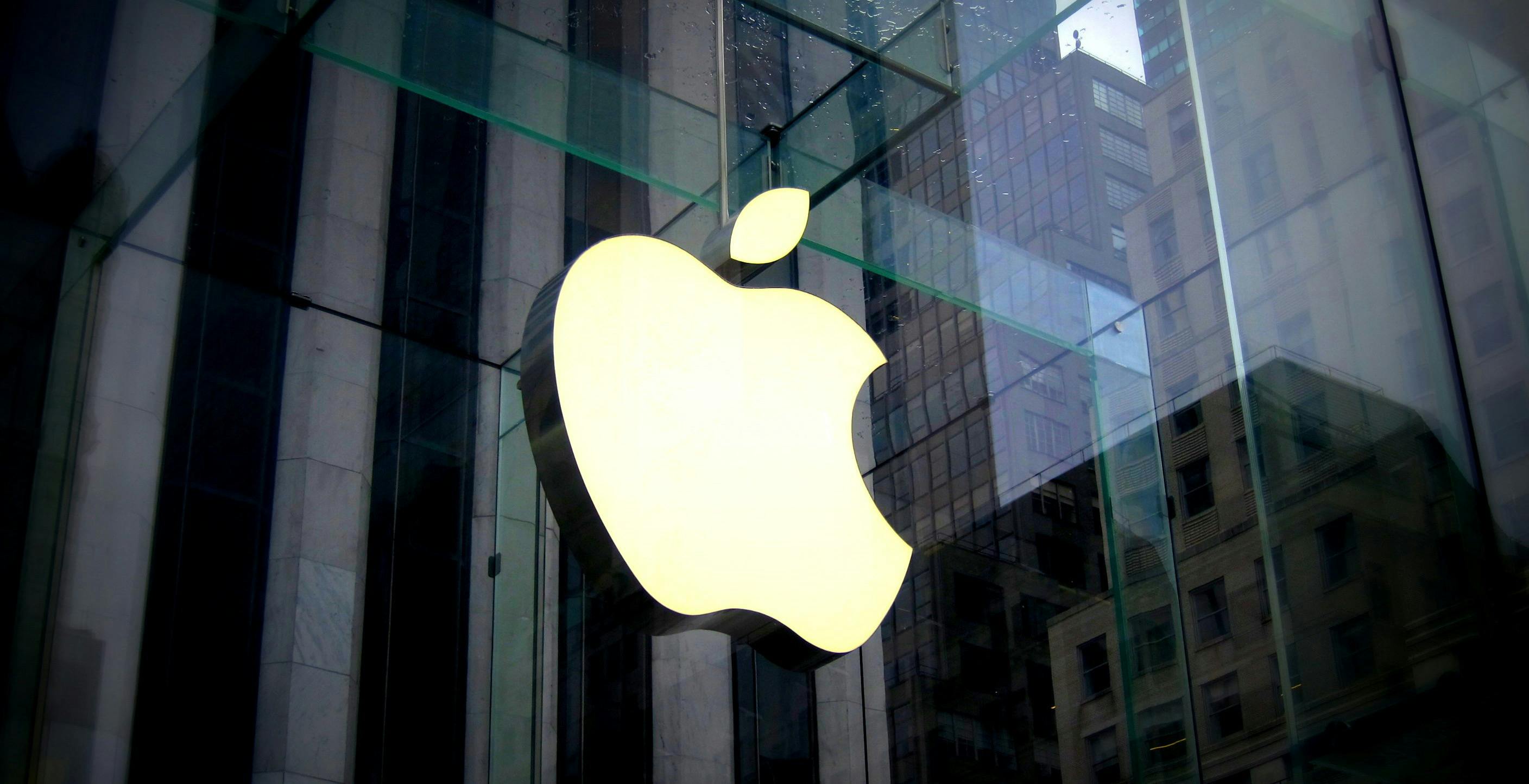 Tempi difficili anche per Apple: la trimestrale è in forte calo rispetto allo scorso anno. Non succedeva dal 2019