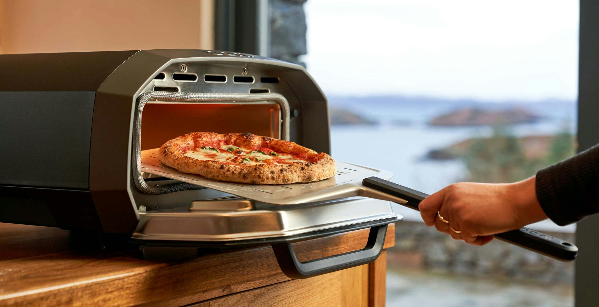 Ooni lancia il forno elettrico da interno ed esterno che consuma solo 1 kWh per 10 pizze.