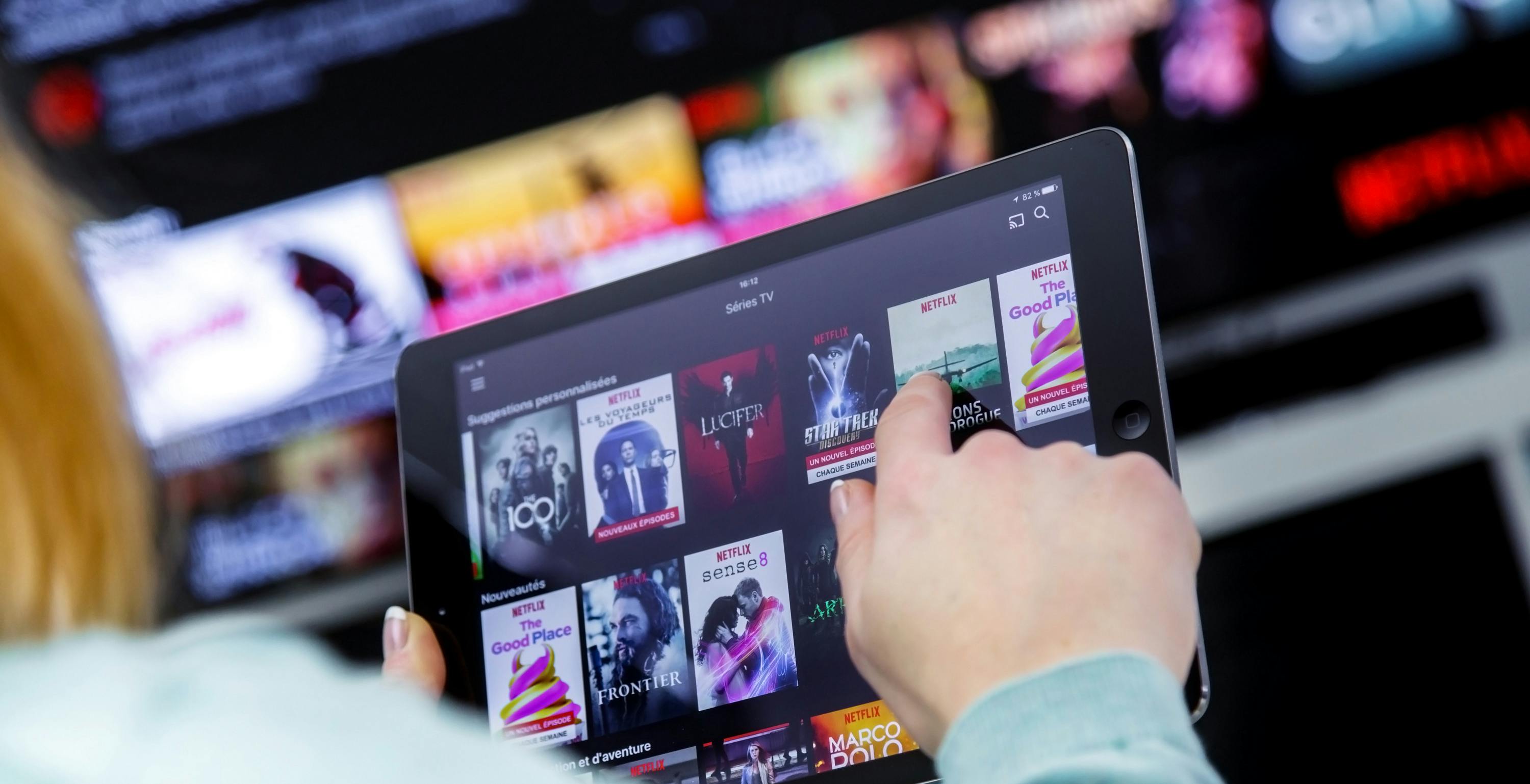 Netflix, il blocco agli account condivisi funziona: in USA gli abbonati non crescevano così dai tempi del COVID