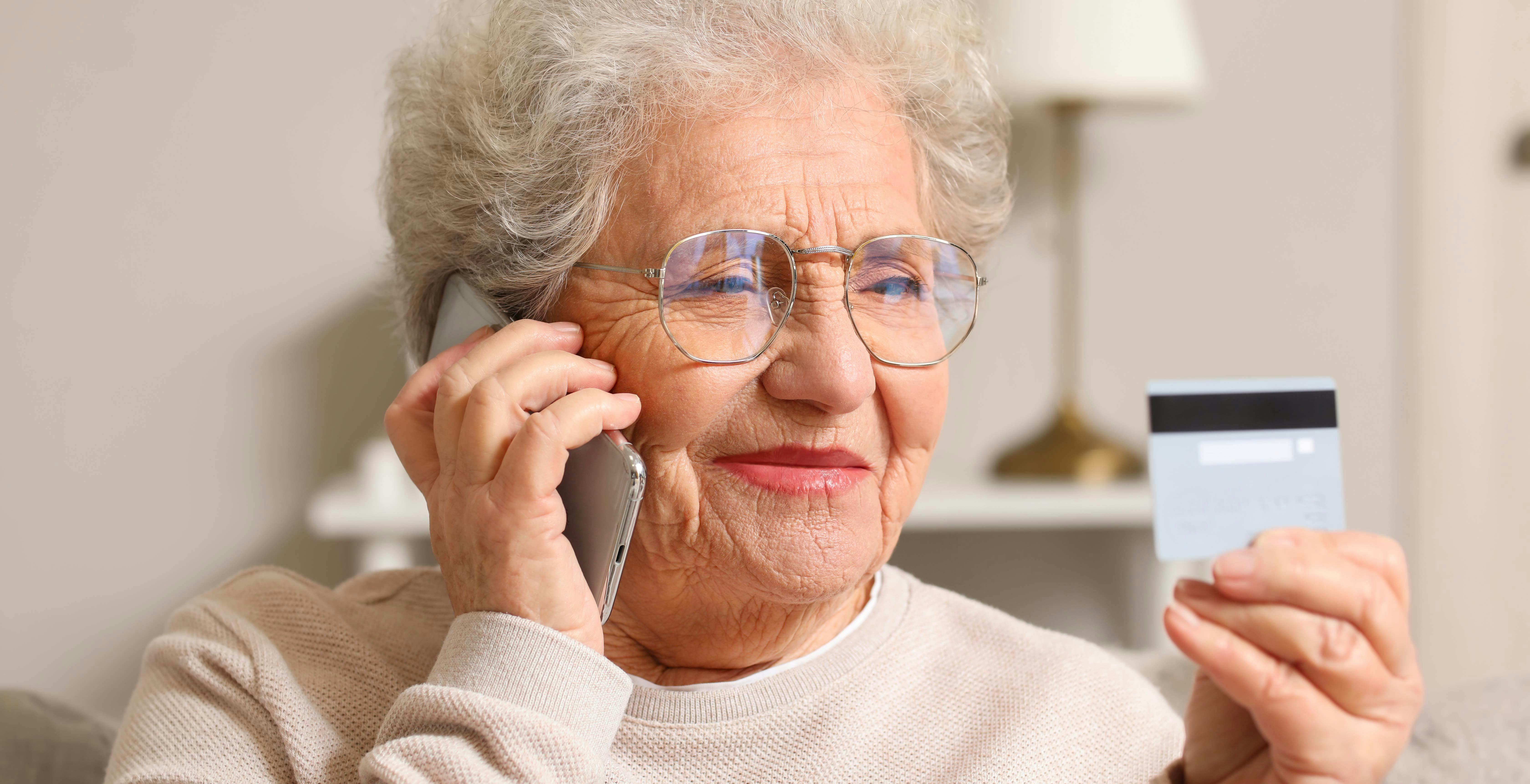 Troppe truffe, Google inizia a bloccare i sideload delle app sospette su Android. Il test a Singapore