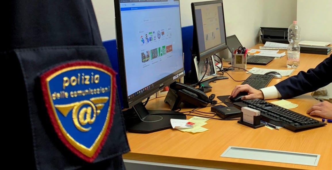 Se chiama la Polizia Postale potrebbe essere una truffa. Attenzione al numero 0243333011