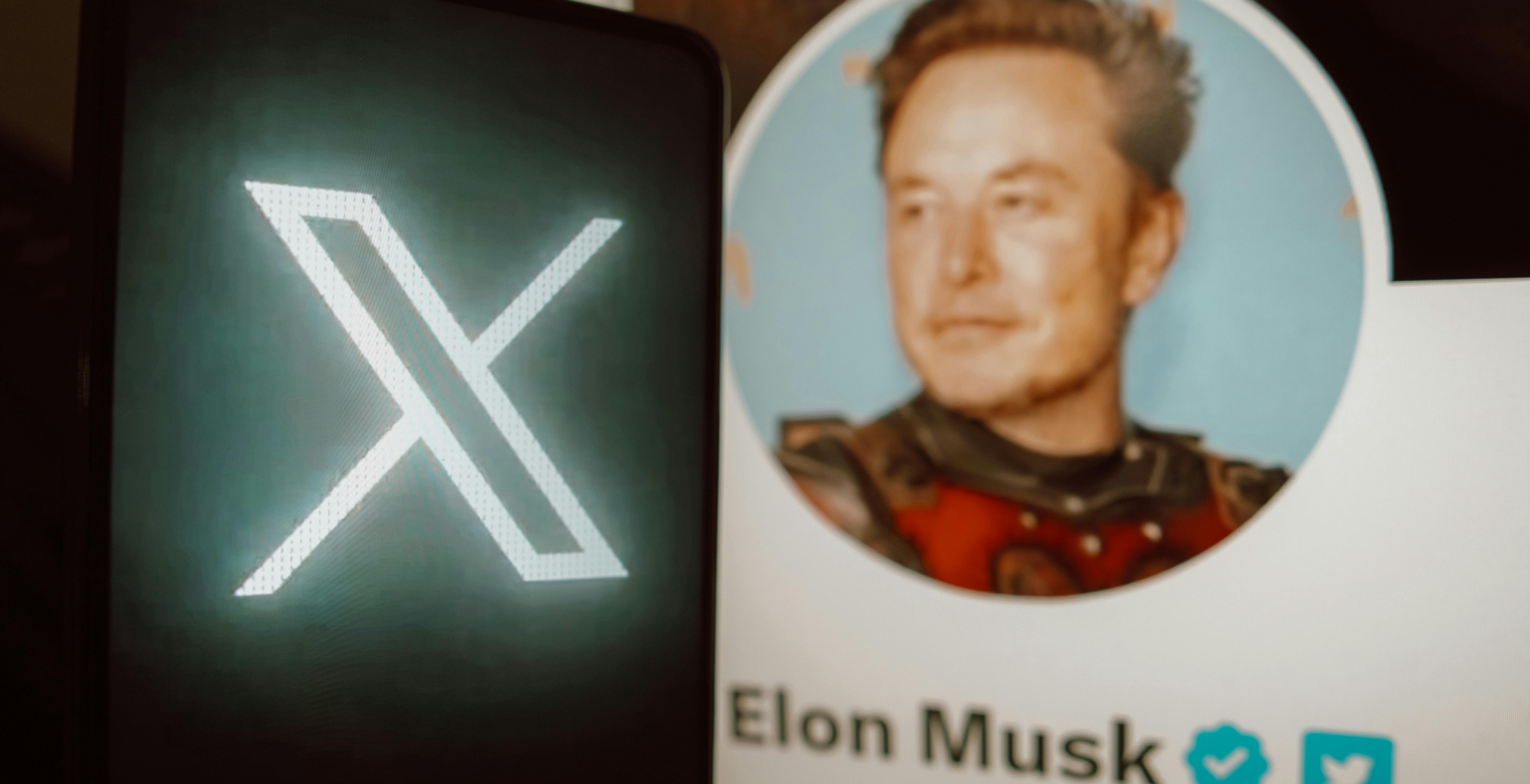 Le nuove spunte blu degli account X non vanno giù alla Commissione Europea: “Ingannano gli utenti“