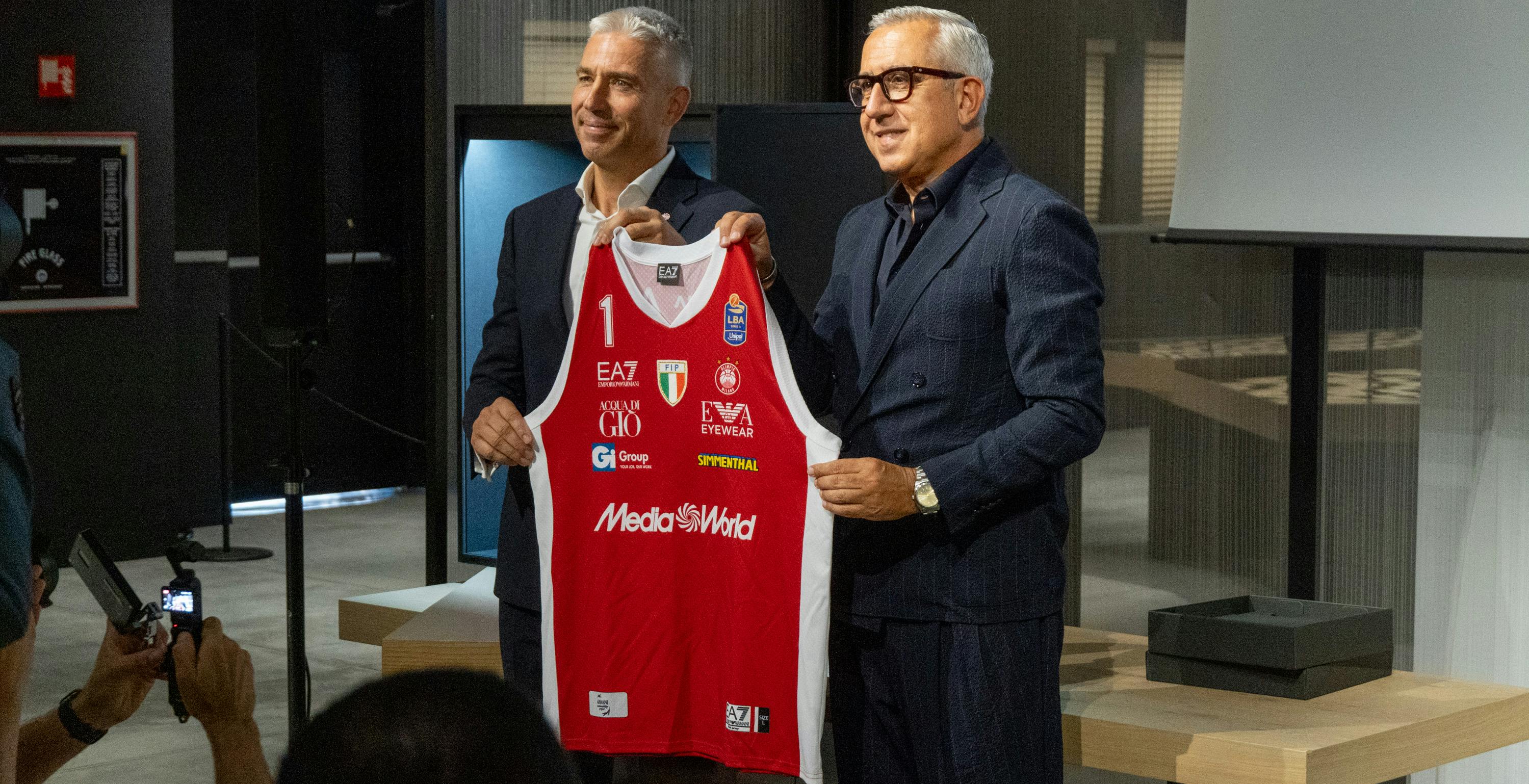 MediaWorld scende in campo (da basket): è il nuovo main sponsor della Olimpia Milano