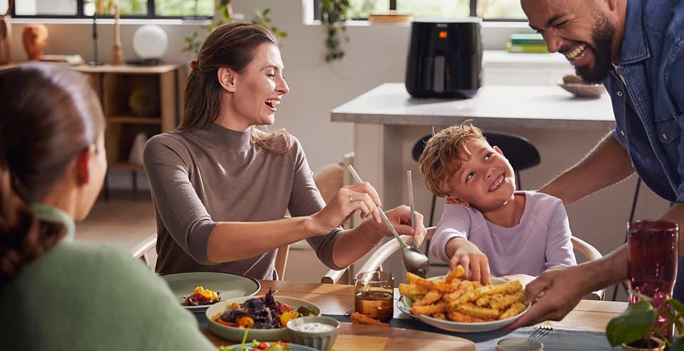 Novità in cucina. Macchine da caffè e per la pasta, friggitrici ad aria e planetarie su Amazon sono al prezzo più basso